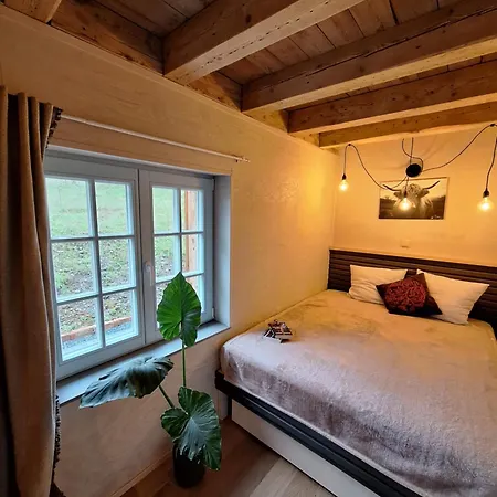 Holiday home Lou-krowka *